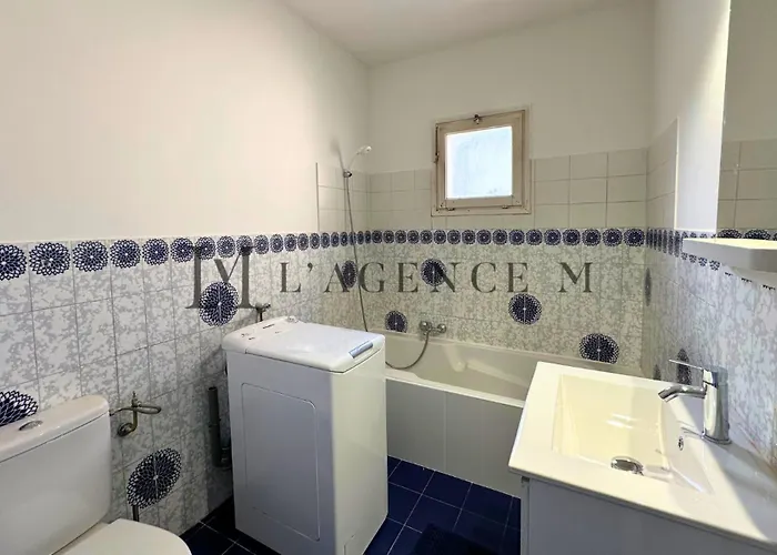 Lugaro Paisible & * Calvi (Corsica)