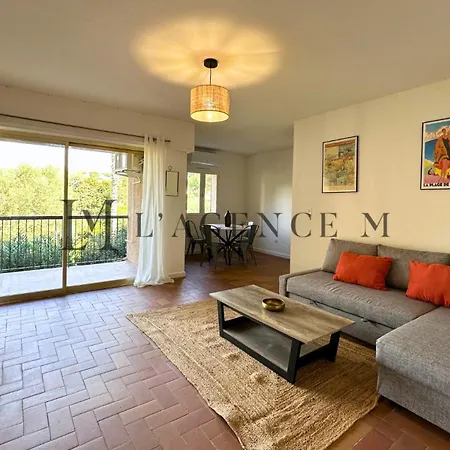 Lugaro - Renove Avec Clim, Terrasse, Parking Et Vue Citadelle Calvi (Corsica)