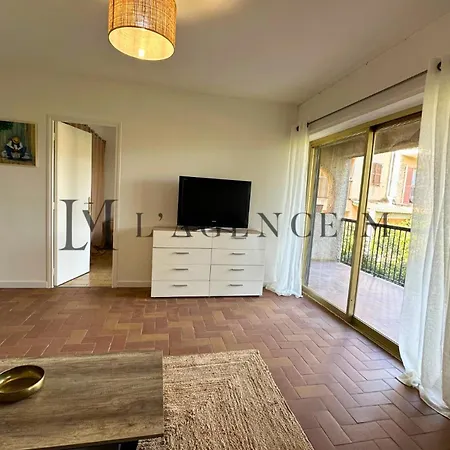 Lugaro Paisible & Apartmán