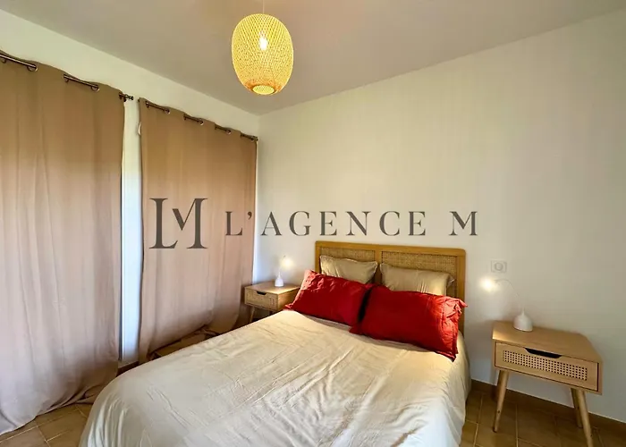 Lugaro Paisible & Calvi (Corsica)